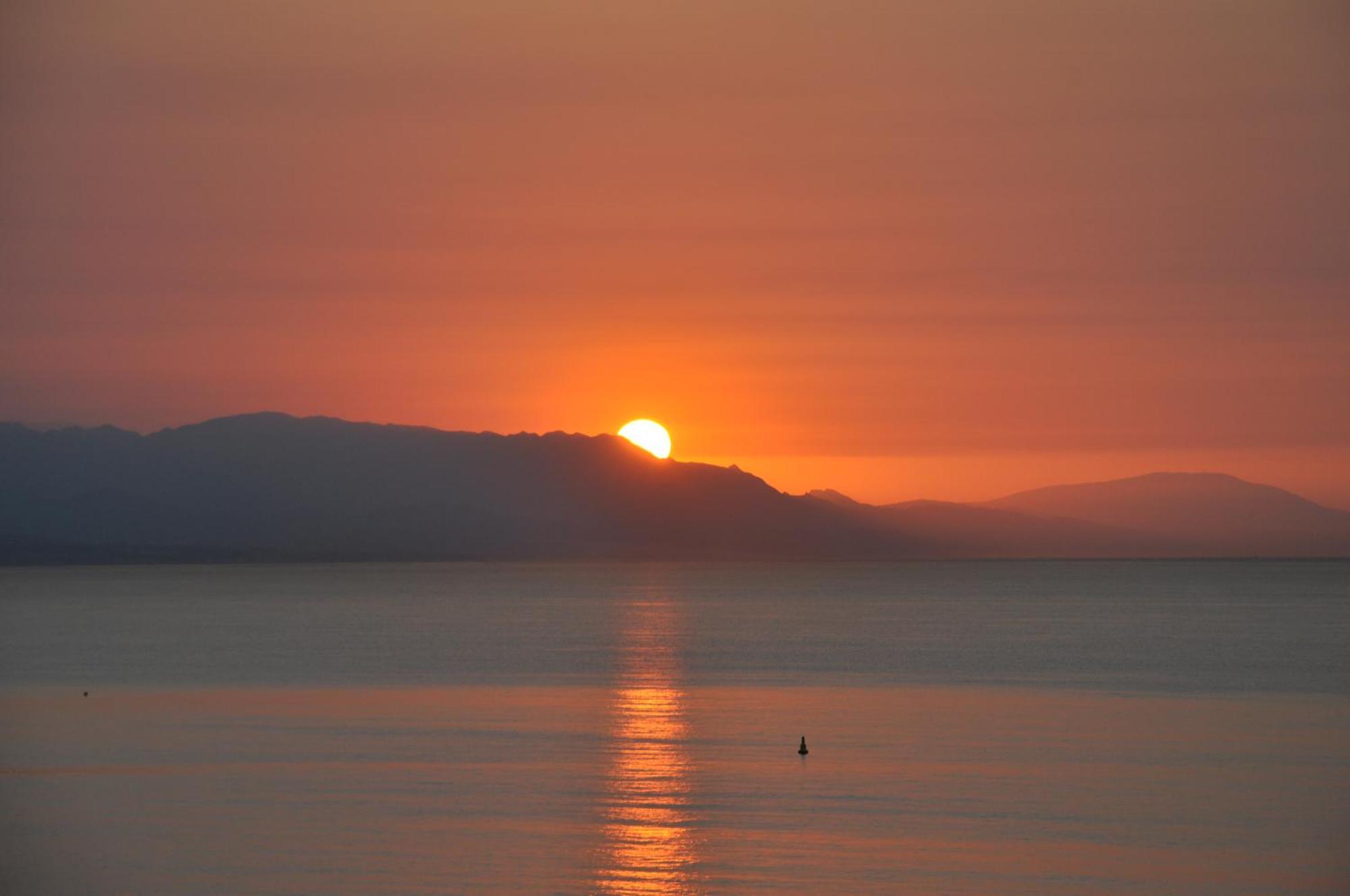 Studio Sea View Terrace Τορρεμολίνος Εξωτερικό φωτογραφία