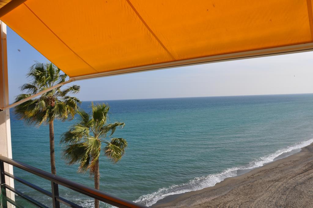 Studio Sea View Terrace Τορρεμολίνος Εξωτερικό φωτογραφία